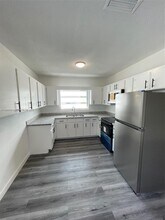 1571 SE 23rd Ave in Pompano Beach, FL - Building Photo - Building Photo