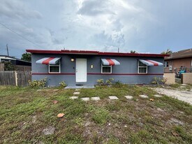 381 NW 16th St in Pompano Beach, FL - Building Photo