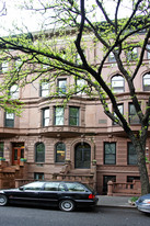 51 W 87th St in New York, NY - Building Photo