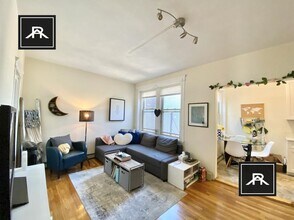1647 Commonwealth Ave in Boston, MA - Building Photo - Building Photo