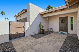 7109 N Vía De Alegria in Scottsdale, AZ - Building Photo - Building Photo