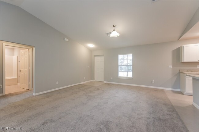 3111 62nd St W in Lehigh Acres, FL - Building Photo - Building Photo
