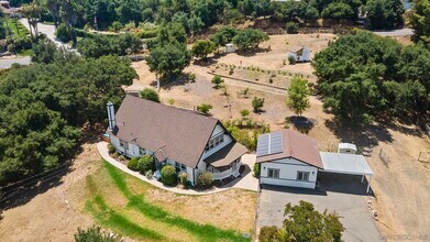 12108 Lilac Heights Ct in Valley Center, CA - Building Photo - Building Photo