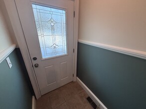 101 Ponus Ave, Unit Unit 2 in Norwalk, CT - Building Photo - Building Photo