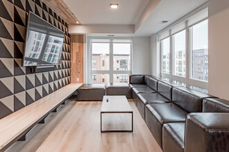 Trademark Apartments in Minneapolis, MN - Building Photo - Interior Photo