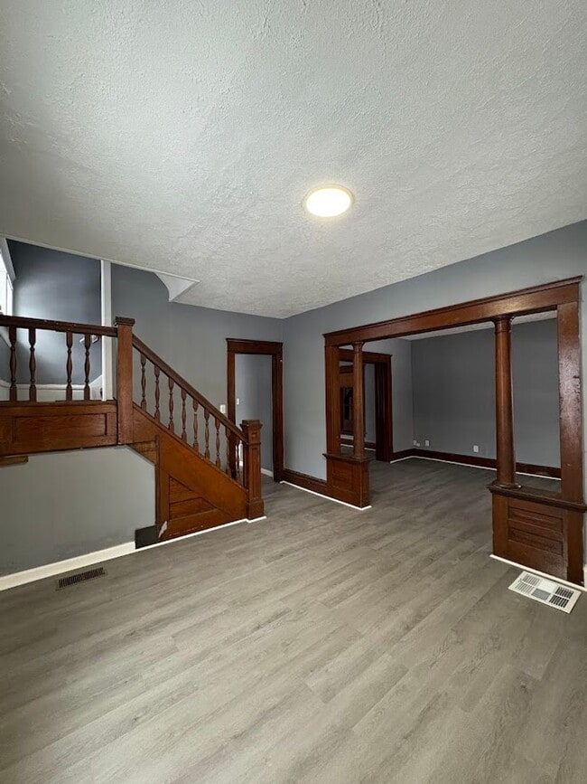 705 Kling St in Akron, OH - Building Photo - Building Photo