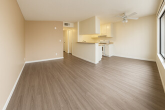 South Glen in Los Angeles, CA - Building Photo - Building Photo