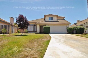 29777 Via Las Chacras in Temecula, CA - Building Photo