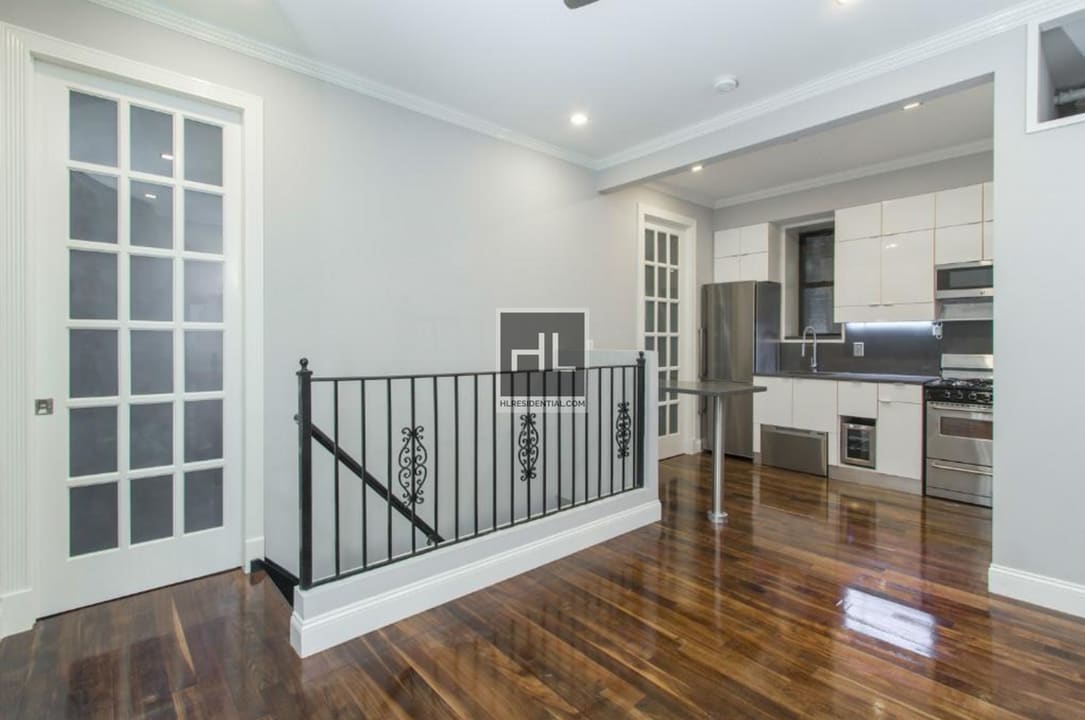 W 52ND ST. in New York, NY - Building Photo