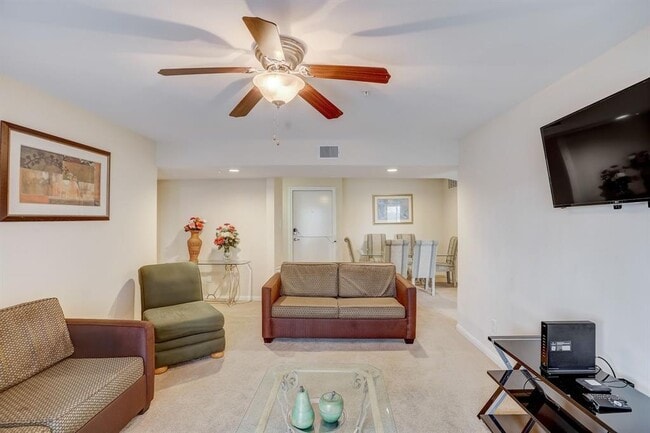8415 Hearth Dr in Houston, TX - Building Photo - Building Photo