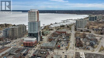 39 Mary St in Barrie, ON - Building Photo