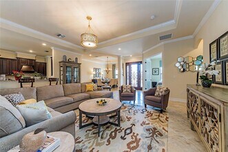 9560 Firenze Cir in Naples, FL - Building Photo - Building Photo