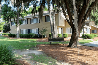 Verde Vue Apartments in Savannah, GA - Foto de edificio - Building Photo