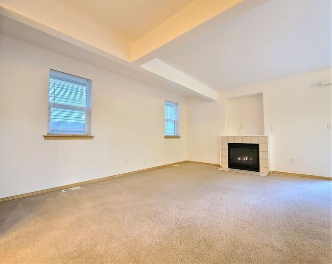 5328 138th St NE in Marysville, WA - Foto de edificio - Building Photo