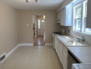 19 Perry St in Somerville, MA - Building Photo - Building Photo