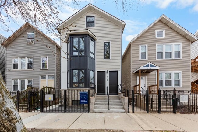 2134 N Bingham St in Chicago, IL - Foto de edificio - Building Photo