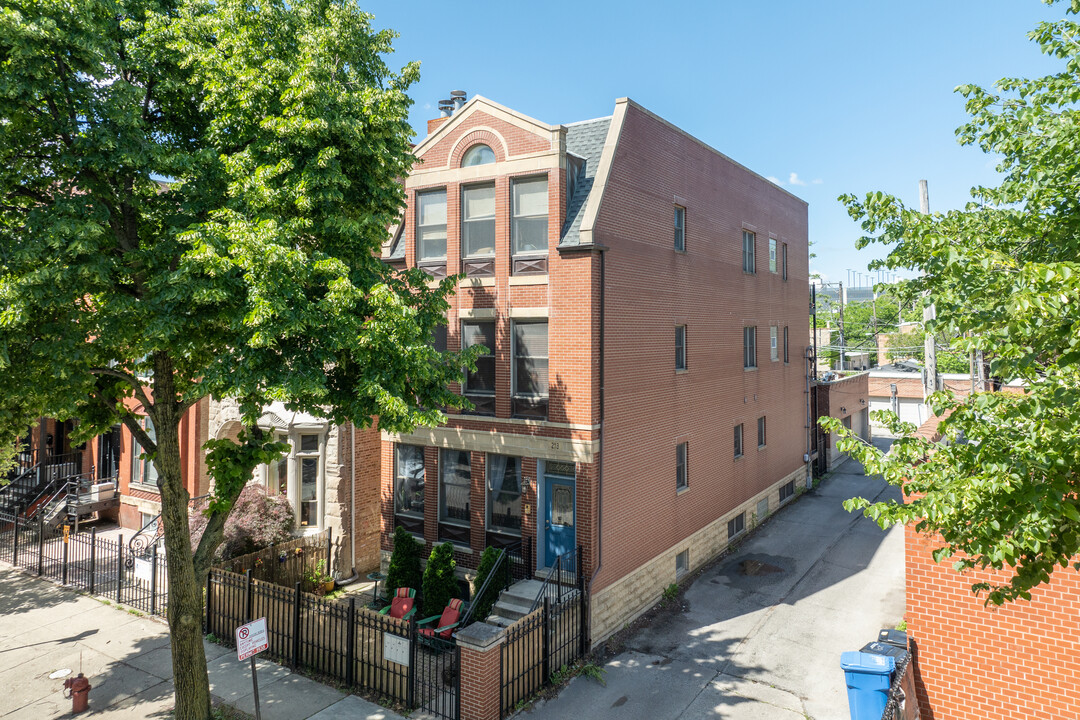 218 S Laflin St in Chicago, IL - Building Photo