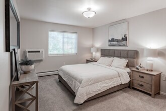 Birchwood Apartments in Maple Grove, MN - Foto de edificio - Interior Photo