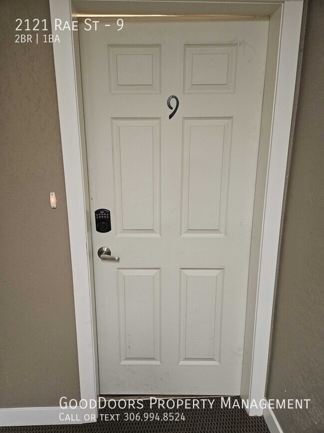 2121 Rae St in Regina, SK - Building Photo - Building Photo