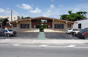 12326 NE 6th Ave in North Miami, FL - Building Photo - Building Photo