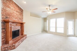 1554 Cardigan Ln in Lancaster, TX - Building Photo - Building Photo