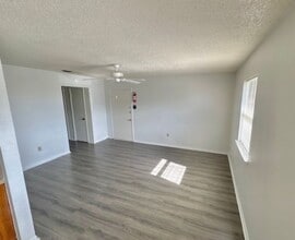 811 N 5th St in Copperas Cove, TX - Building Photo - Building Photo