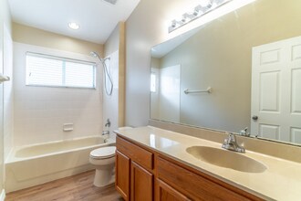 4363 Northern Dancer Way in Orlando, FL - Foto de edificio - Building Photo