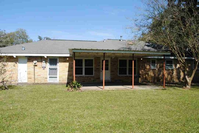 420 Kim Dr in Lafayette, LA - Building Photo - Building Photo