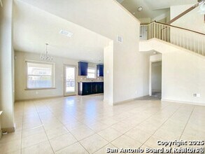 723 Spectrum Dr in New Braunfels, TX - Building Photo - Building Photo