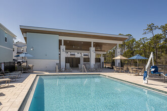 Indigo Townhomes in Gulf Breeze, FL - Foto de edificio - Building Photo