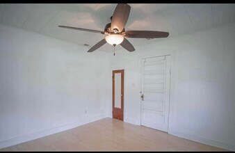 1122 SE Lanvale St in Lake City, FL - Building Photo - Building Photo