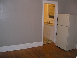 303 1st St in Jackson, MI - Building Photo - Building Photo