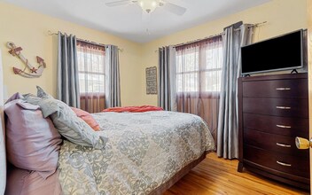 3029 Saratoga Dr in Waterloo, IA - Building Photo - Building Photo