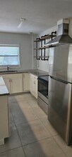 2300 E Crystal Lake Ave in Orlando, FL - Building Photo - Building Photo