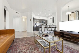 9450 W Cabela Dr in Glendale, AZ - Foto de edificio - Building Photo