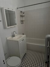 7755 N Sheridan Rd in Chicago, IL - Building Photo - Building Photo