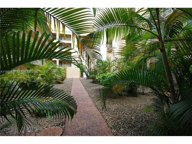 4500 W 19th Ct in Hialeah, FL - Building Photo - Building Photo