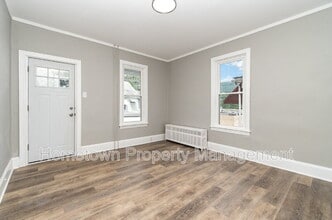 609 Spruce St in Lykens, PA - Foto de edificio - Building Photo