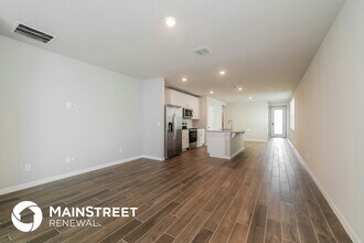 3169 Bella Vista Dr in Davenport, FL - Foto de edificio - Building Photo