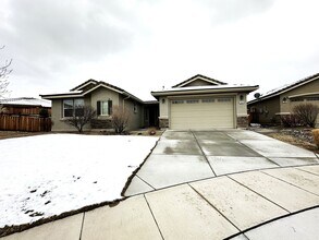 7012 Cassiopeia Ct in Sparks, NV - Building Photo - Building Photo