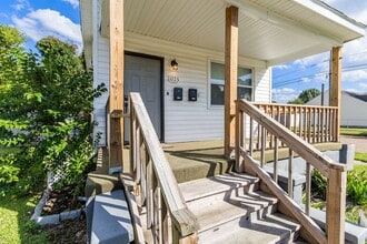 2025 Peach St in Portsmouth, VA - Foto de edificio - Building Photo