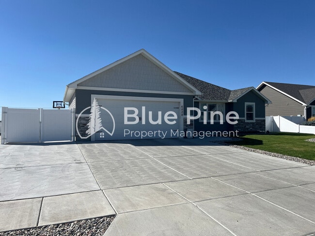 6028 Fox Run Dr in Idaho Falls, ID - Building Photo - Building Photo
