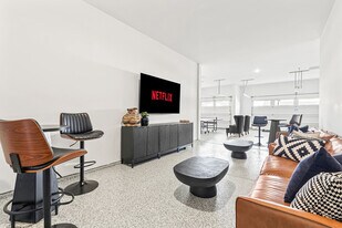 10053 W Lyrical Dr in Boise, ID - Building Photo