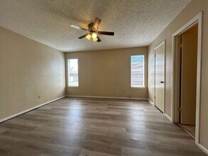 2316 80th St in Lubbock, TX - Building Photo - Building Photo