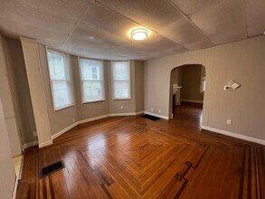 1014 Parkson Pl in Cincinnati, OH - Building Photo - Building Photo