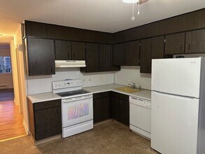 224 Windy Dr in Waterbury, CT - Building Photo - Building Photo