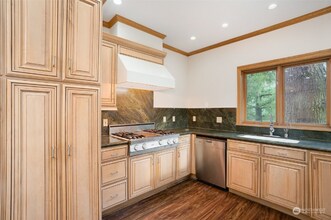 14520 Fremont Ave N in Shoreline, WA - Building Photo - Building Photo