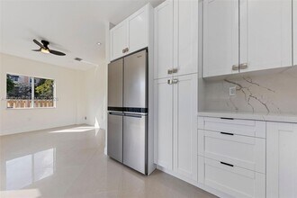2897 SW 129th Way in Miramar, FL - Building Photo - Building Photo