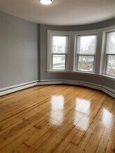 119 Harvard St, Unit 6 in Cambridge, MA - Building Photo - Building Photo