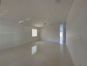 14845 SW 36th Terrace in Miami, FL - Building Photo - Building Photo